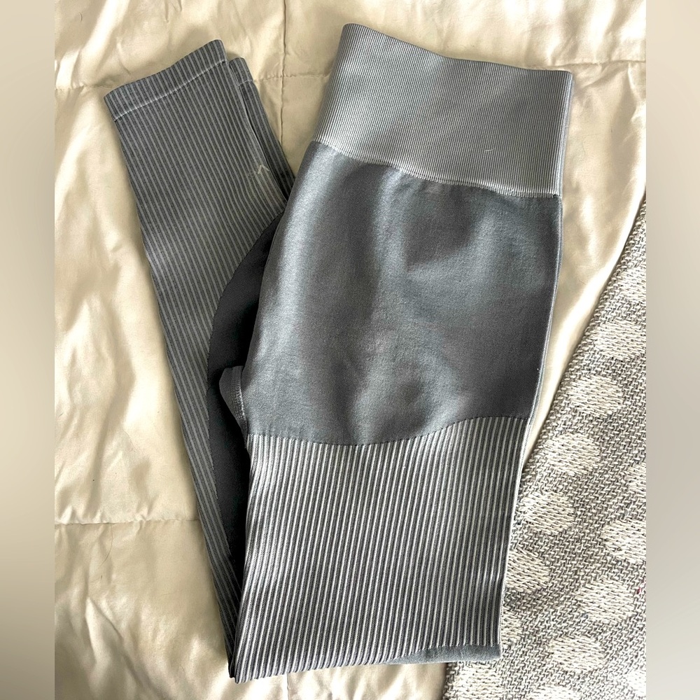 CNC Apparel leggings